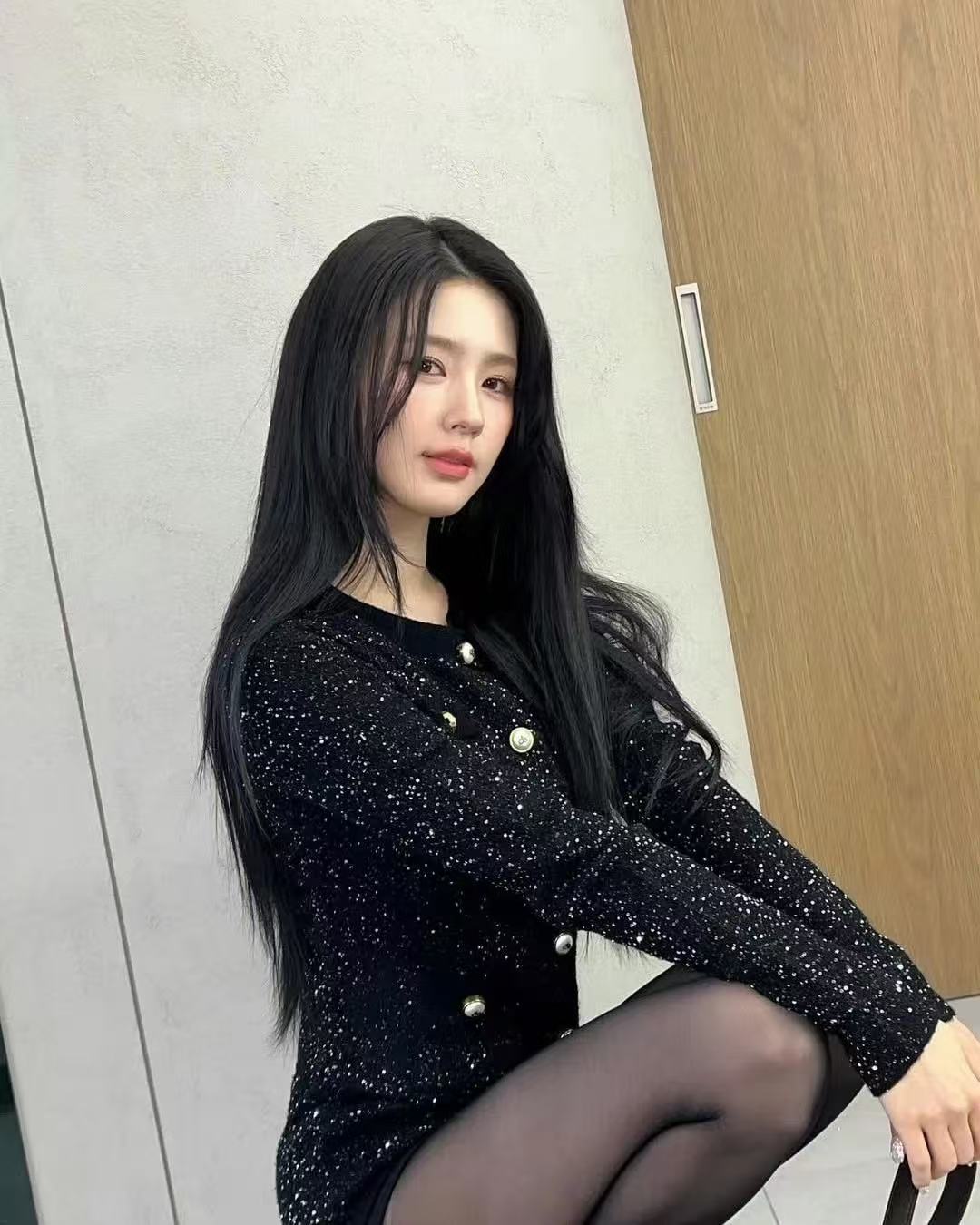 老公一出差就是两三个月想找人陪哈哈哈哈