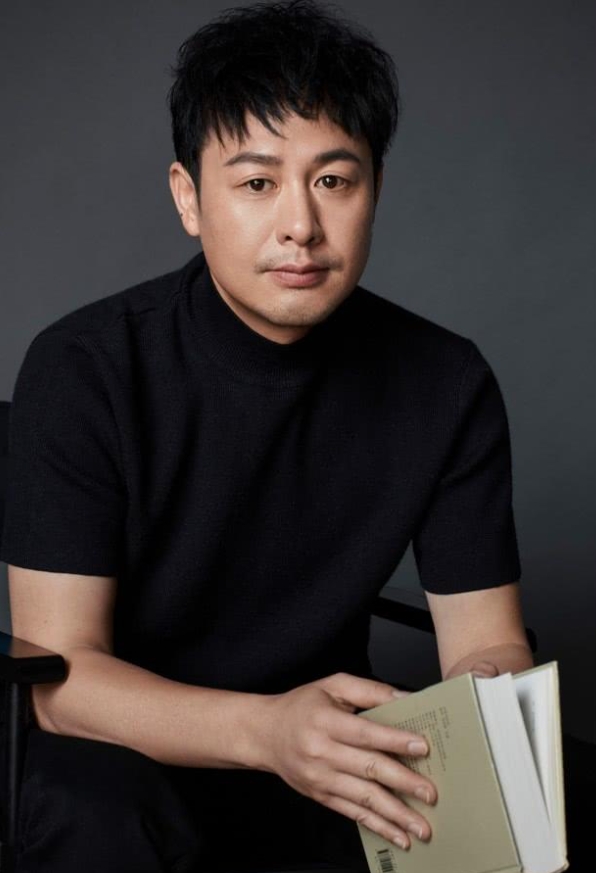 为了成名，张颂文付出那么多，他真的会自毁长城吗？

与顺风顺水的男演员不同，张颂