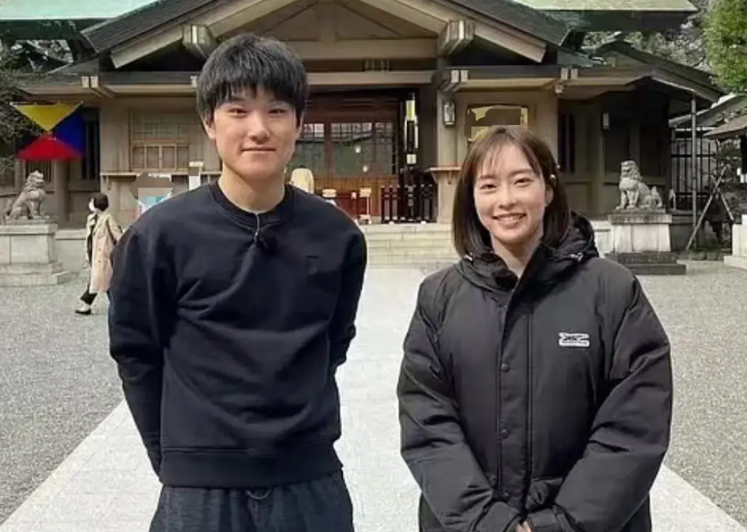 日本乒乓球队的三名队员的行为引起了极大的争议，国乒3人忍无可忍：

1. 石川佳