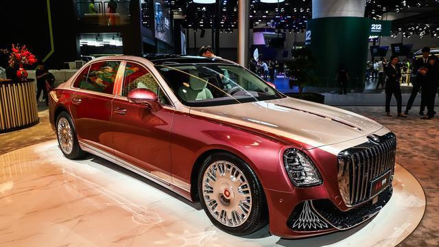 红旗国雅：旗舰级大型轿车，自带气场