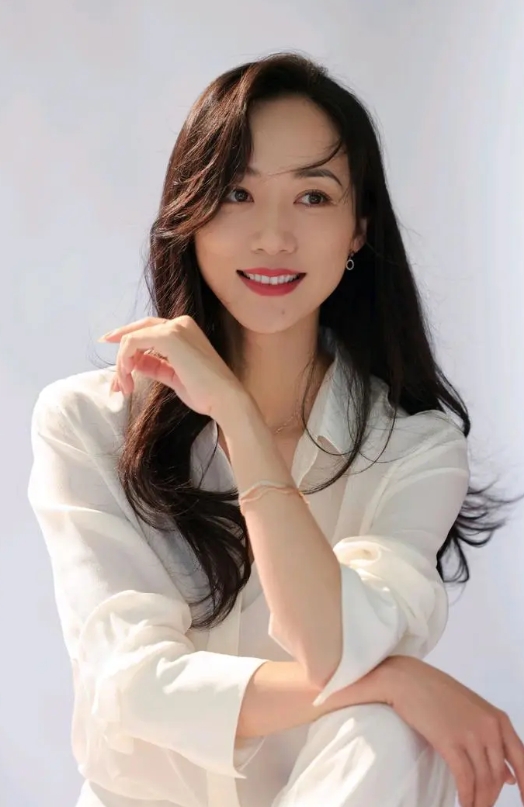 韩雪与万山的婚姻故事，充满了温馨与浪漫