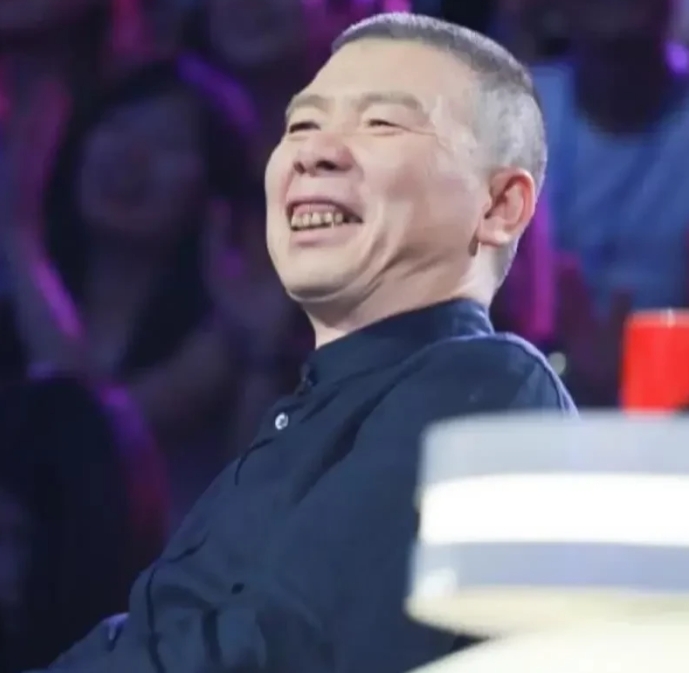 应该说，当代大导演冯小刚先生，是一位文化艺术修养很高的才子，他拍的电影也不俗，深