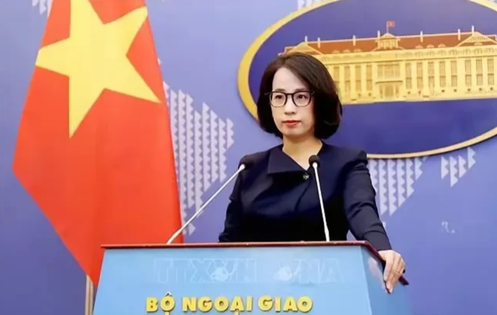 熟悉的配方，熟悉的味道！越南要和美国硬刚！
越南外交部发言人范秋恒针对越南一家电