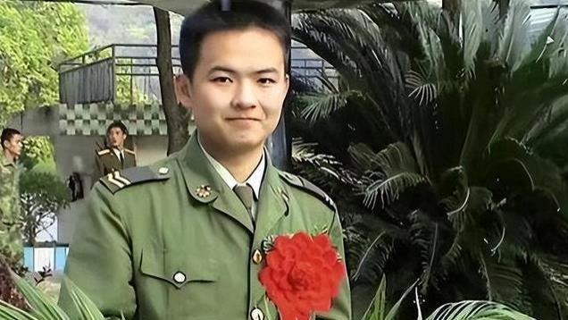 距张扣扣案已经7年了，张扣扣的部队班长，曾去探望过他的老父亲