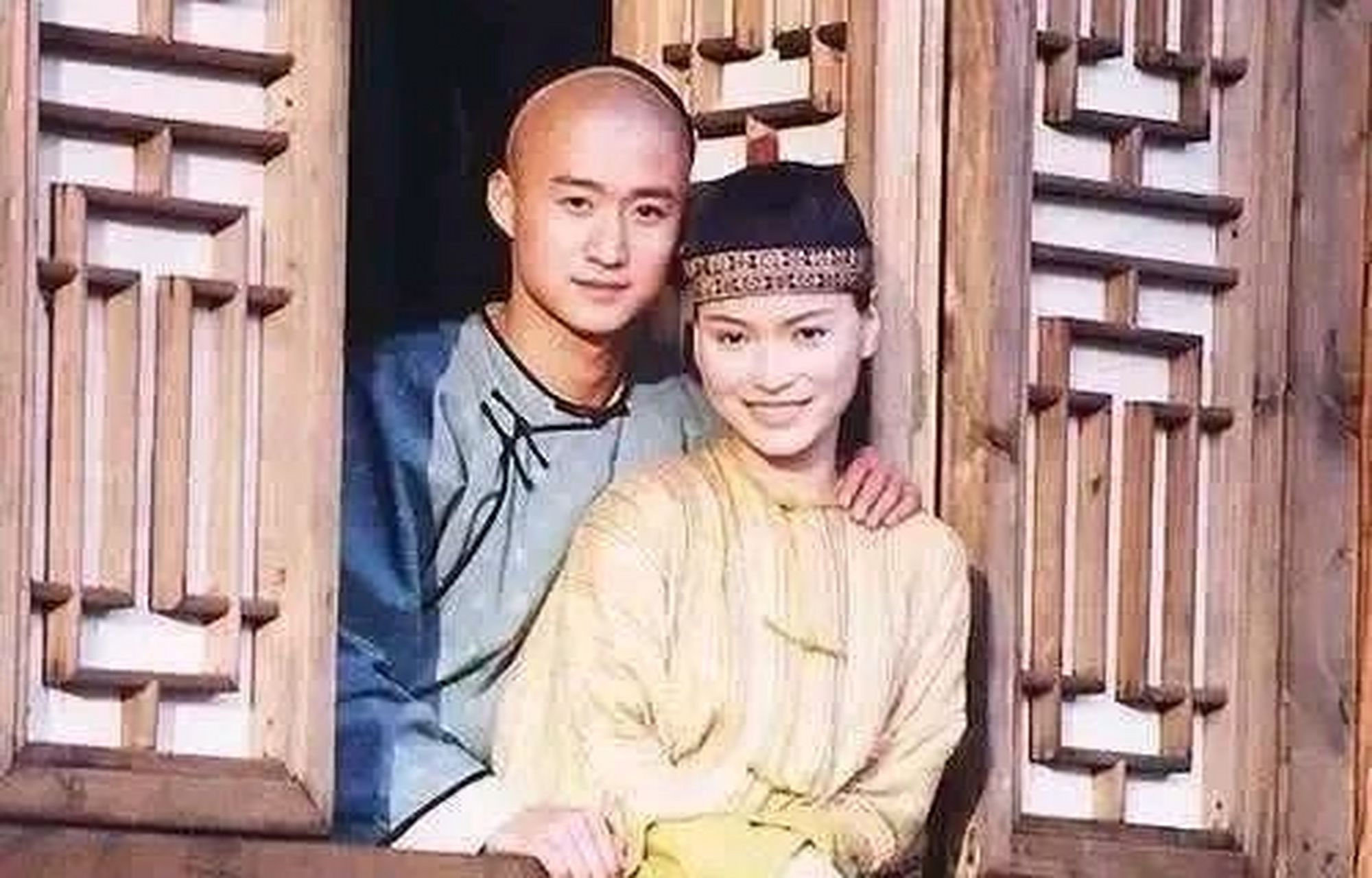 吴京24岁时，向当时的女友樊亦敏求婚，樊亦敏没答应，只说：“要是你3年内能赚到5