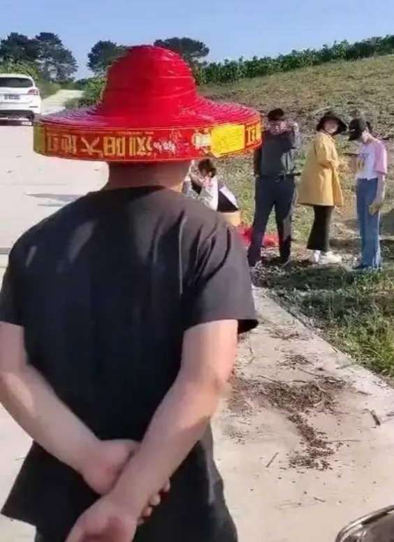请问这样的帽子有什么作用？