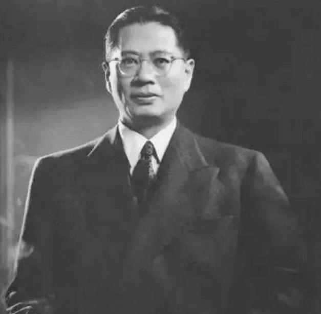 1971年的一场宴会上，曾主宰民国经济的宋子文，在享用完美食佳肴后，竟因一个不慎
