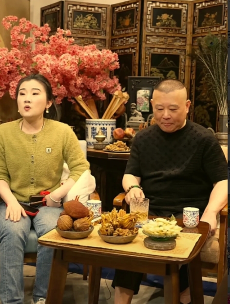 不出意料，郭德纲今天的直播还是从八点直播到十二点，一分钟不多一分钟不少，为什么这