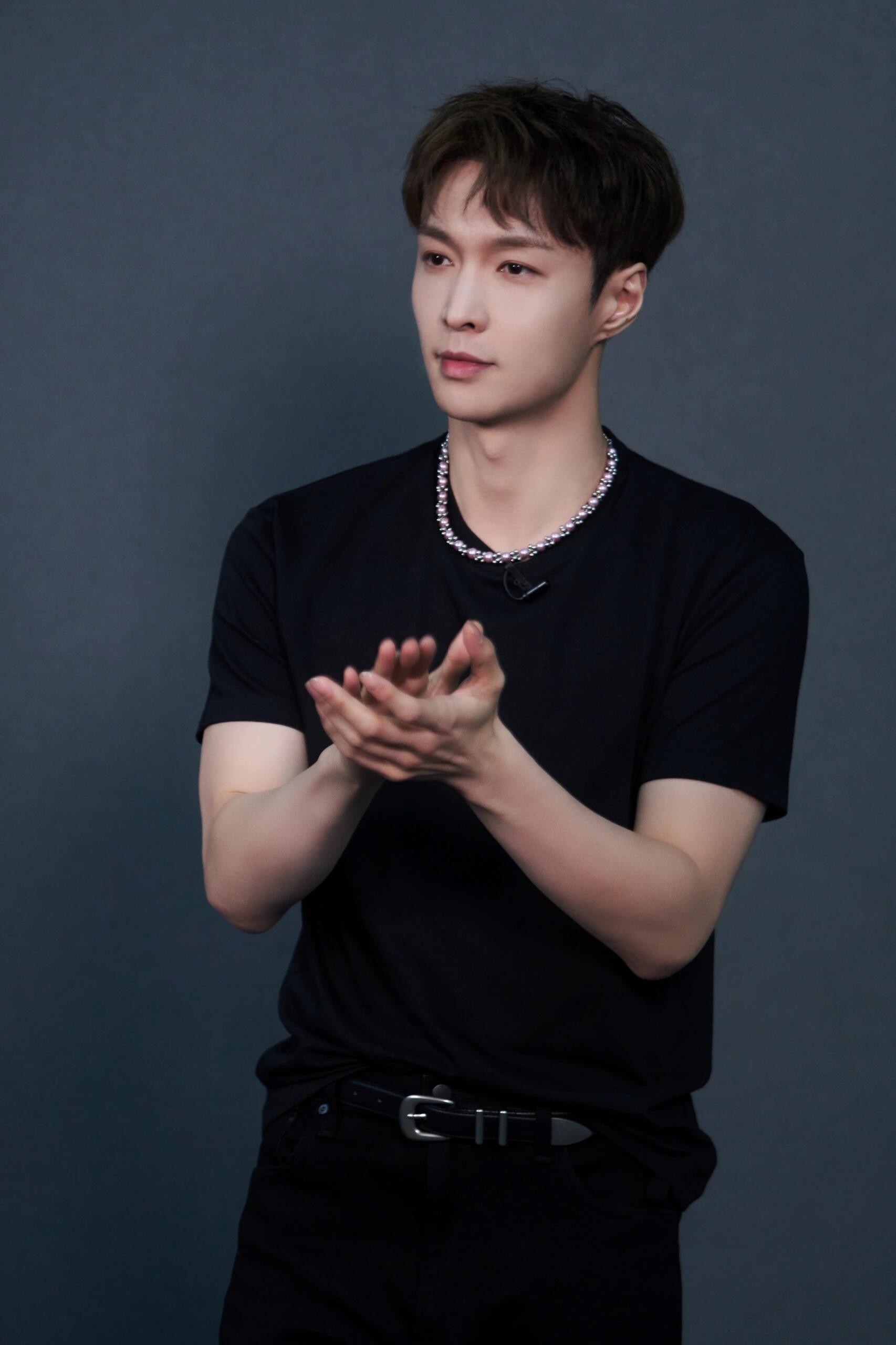 努力成就人气地位，呆萌背后的智慧与机遇