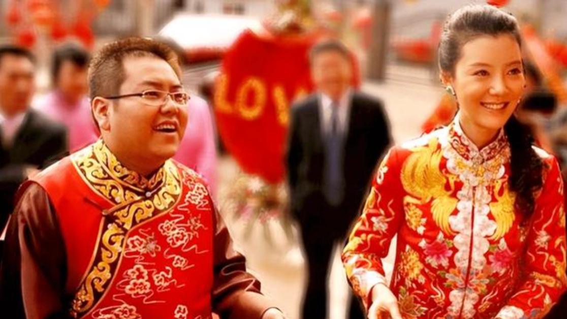 车晓：爱上山西首富，结婚两年就离婚单身至今，42岁身材好似少女