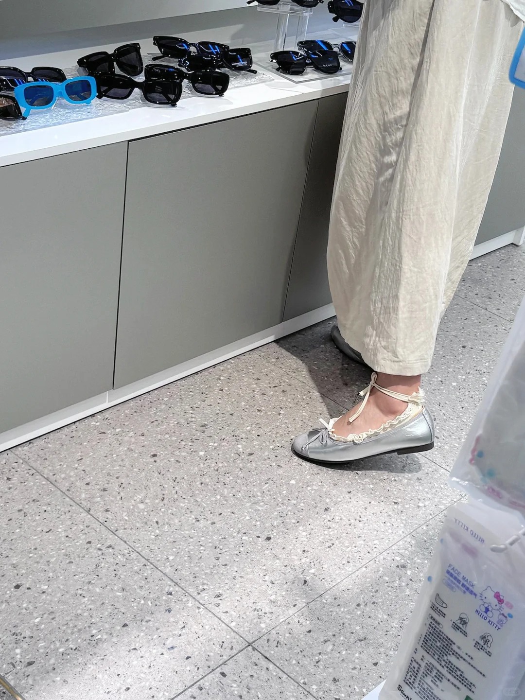 三福看见的….好无语呀😓！！
想去看看最近三福很火的鞋子，结果三福的没看上，看