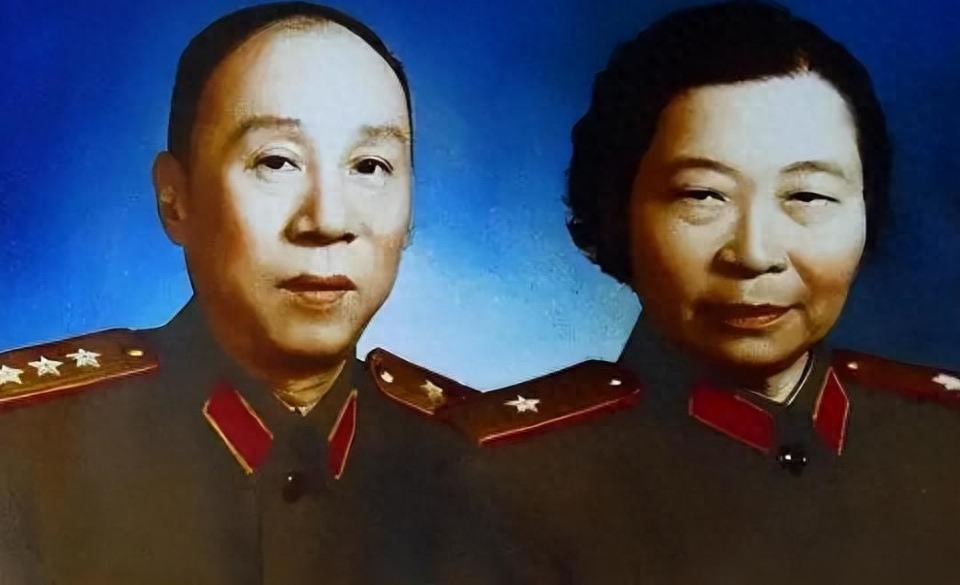 甘泗淇上将，劳累致死办公室，妻子是李贞少将