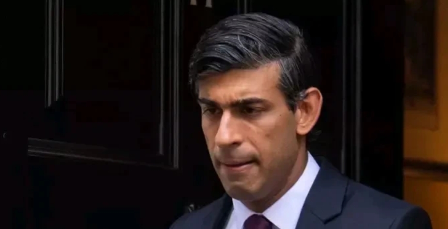 彻底没招了！英国首相苏纳克面临失败！
英国工党将在大选中取得胜利，斯塔默将成为英