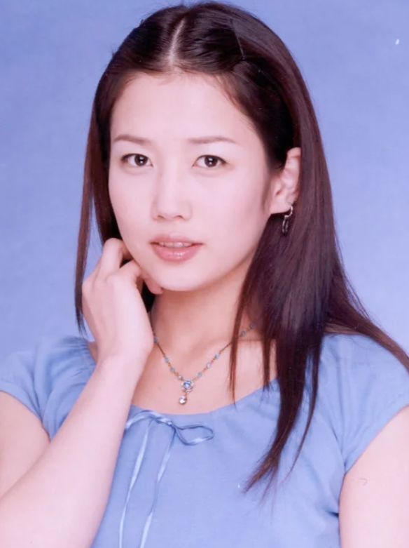 她为什么在当红之时选择了不归路呢？