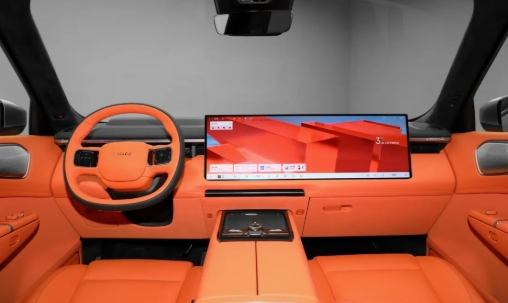 传统车企放大招，2025年大块头插混SUV来袭，抢理想饭碗