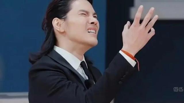 长得丑演技还尬,满脸写着“关系户”的5位艺人,看着就让人窝心(长得丑演技好的演员)-第34张图片-九妖电影 长得丑演技还尬,满脸写着“关系户”的5位艺人,看着就让人窝心(长得丑演技好的演员)-第34张图片-九妖电影