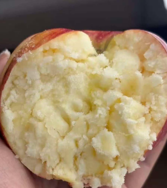 知道现在苹果为啥没人买了吧？
