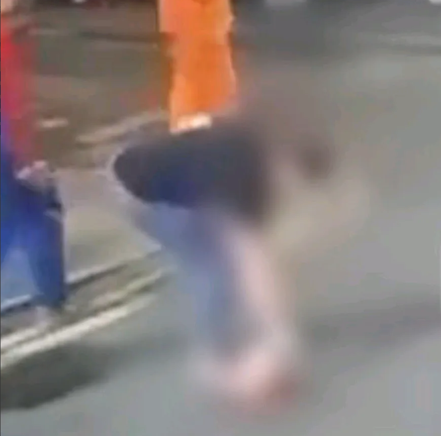 英国男子捡到真人头