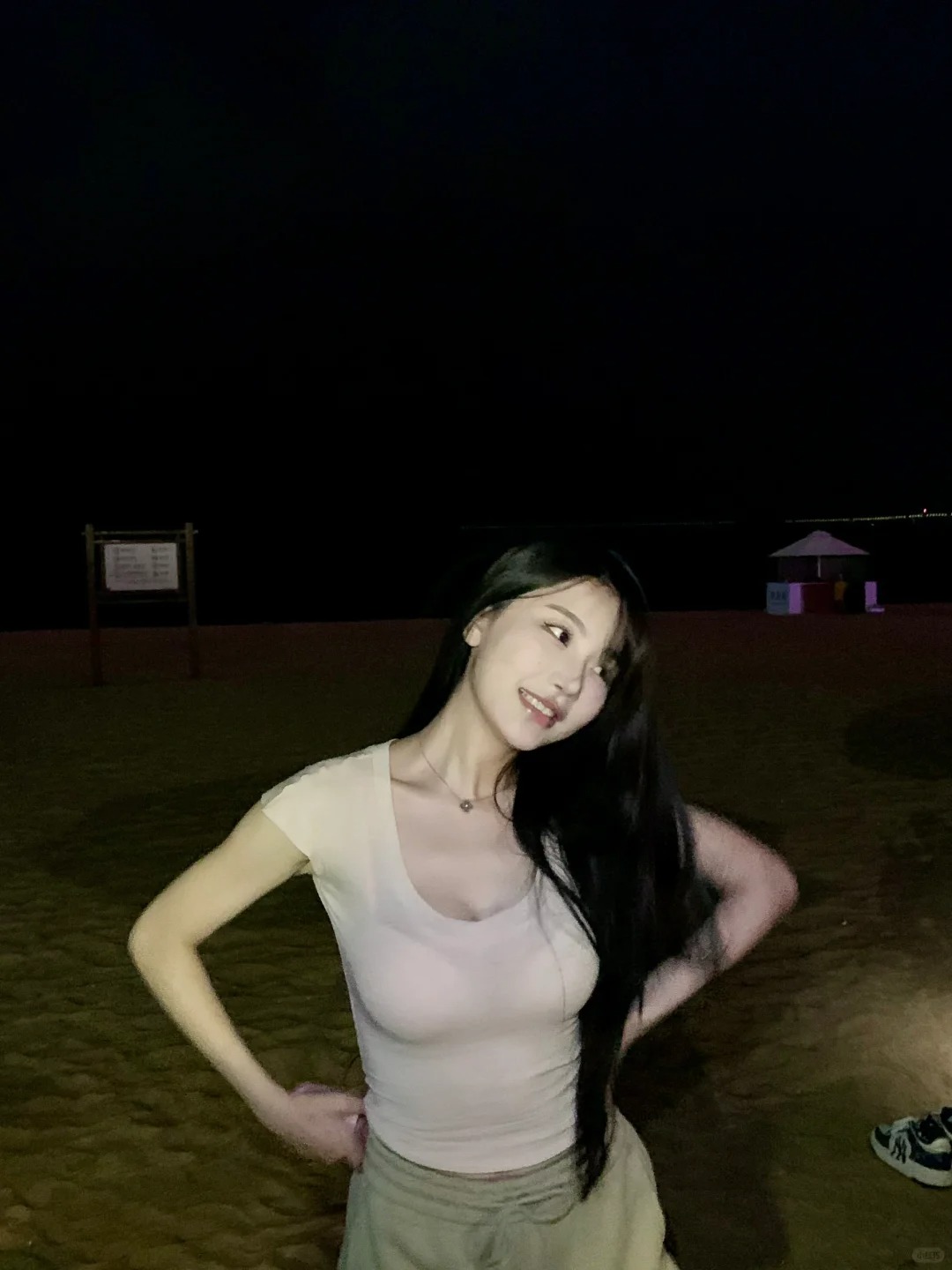 在海边的漂亮live