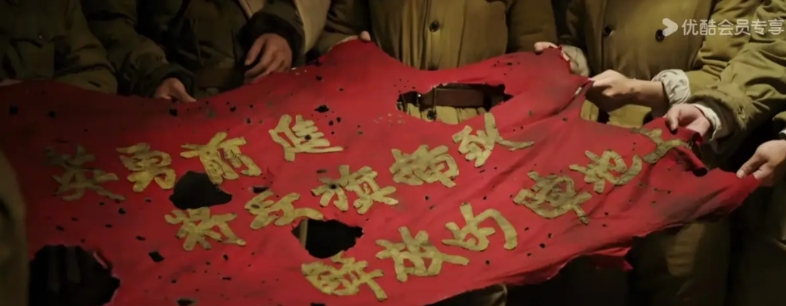 《上甘岭》：好多观众不知道，上甘岭战役我方有44人被俘虏，其中8人畏战当了俘虏，