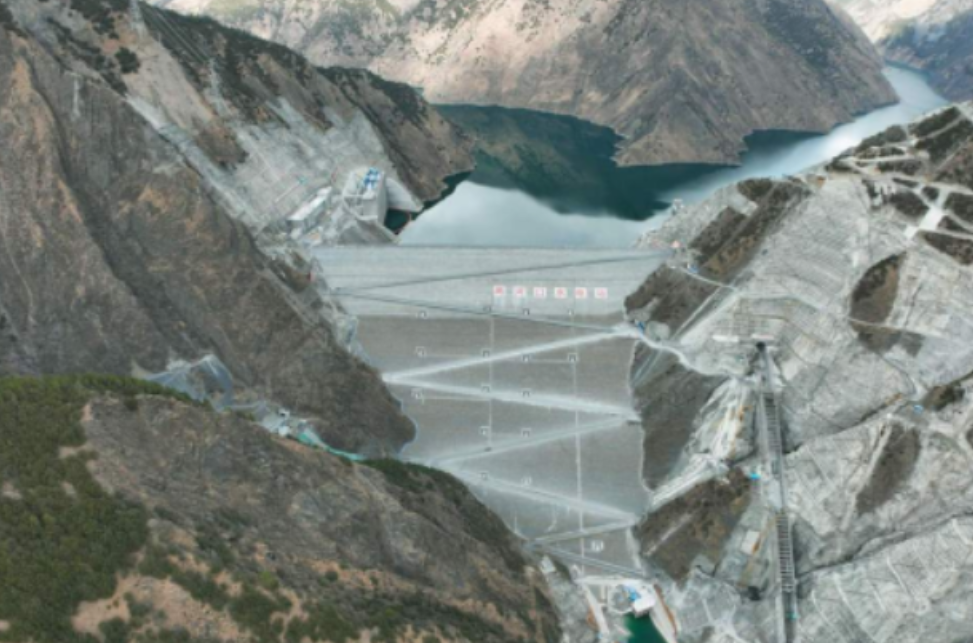 2014年，中国在西藏偷偷摸摸干了个大项目，此项目花费664亿，用了十几年的时间