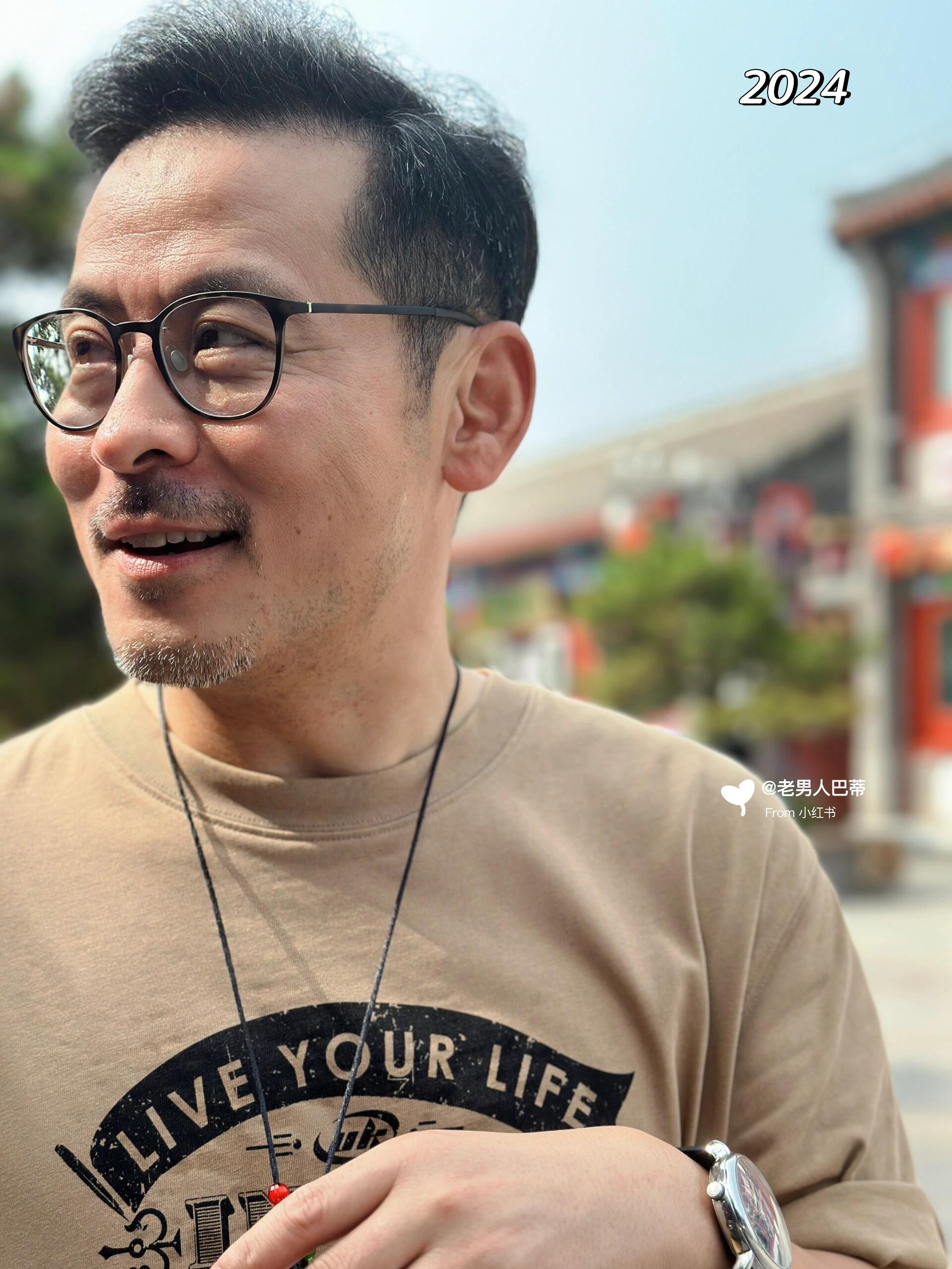 左滑，五年的时间，岁月带走了我什么…