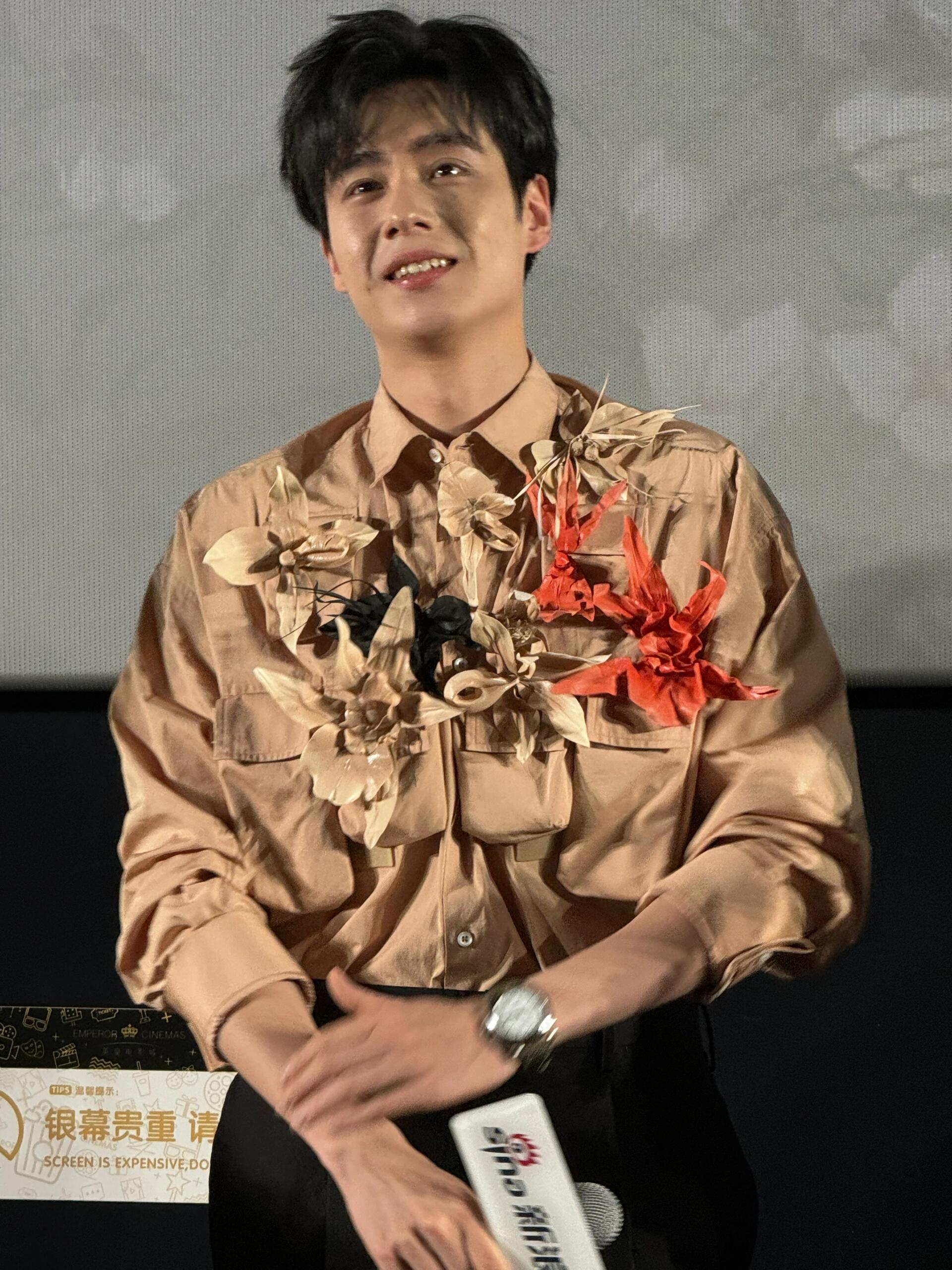 胡一天帅气又可爱