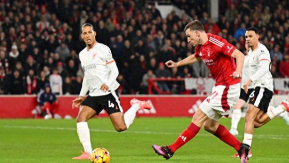 英超第21轮焦点战：利物浦与诺丁汉森林平局收场，小麦彰显全场关键价值