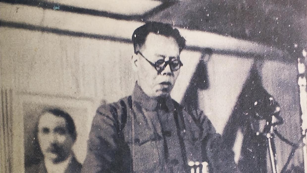 1946年李立三拜访毛主席，走后主席面露不悦：让后勤部给他换套衣服