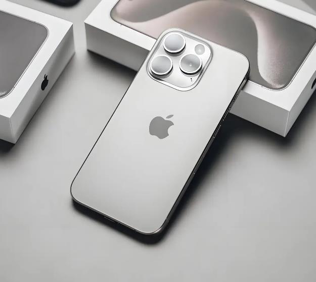双十二，iPhone15Pro直降4301元，入手那是真香！
