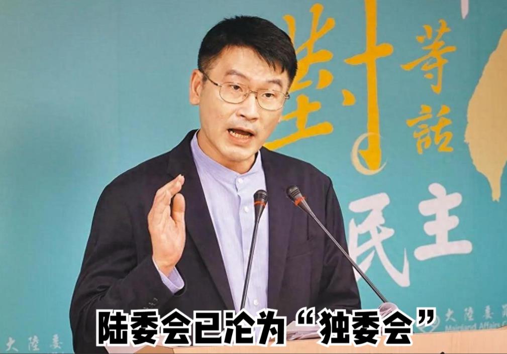 新加坡联合早报今日报道：“上海市副市长华源星期二（12月17日）在上海—台北双城