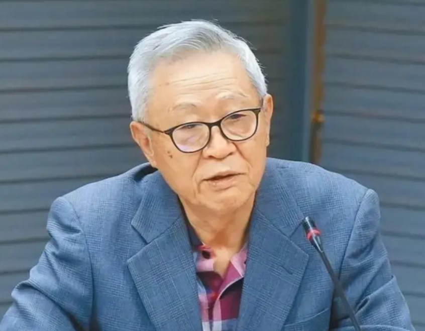 两岸紧张态势高涨，岛内：大陆没有理由动手，赵春山：大陆统一不需理由。因金门撞船事