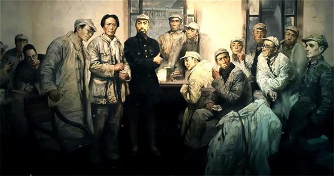 峥嵘岁月东方红，最是深情忆伟人