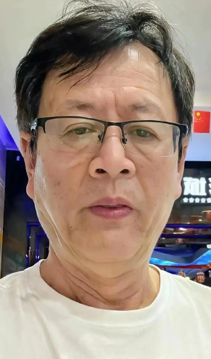 爷青结？吴指导这是怎么了 

70岁的吴敬平教练最近有点火！到处吐槽！一会儿说规
