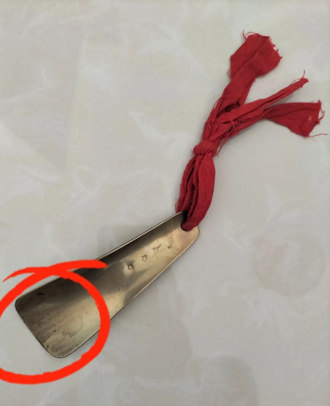 天哪，这啥玩意？我敢说99%八零后的人没一人认识这玩意儿是什么？能够认识它的至少