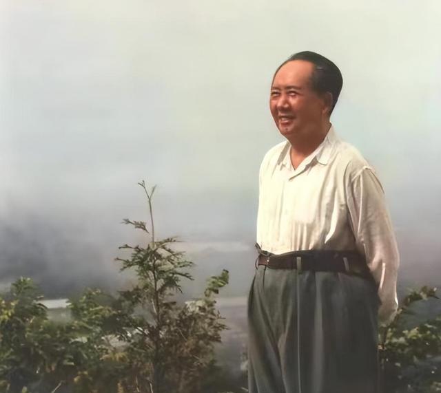毛主席全国行，天津遇乡亲，温情满满