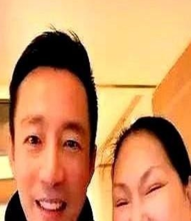 汪小菲和大S家的连续剧又更新了！

这两天全网都在热议男方突然甩出关键证据——原
