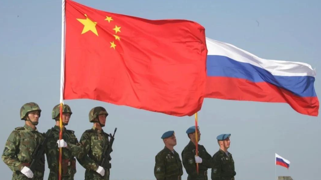 美驻华大使离任放"大招"：拉拢中国反俄？打错如意算盘！