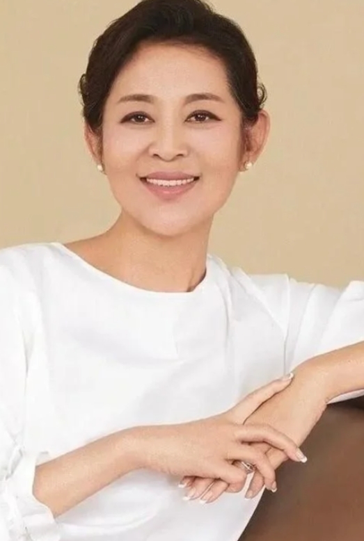倪萍暖心待保姆，母子平安显真情