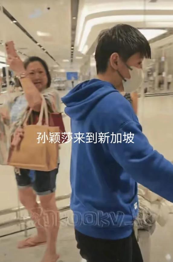 国内和国外对孙颖莎为什么会出现截然不同的两种态度？

国乒反饭圈文化大会，孙颖莎