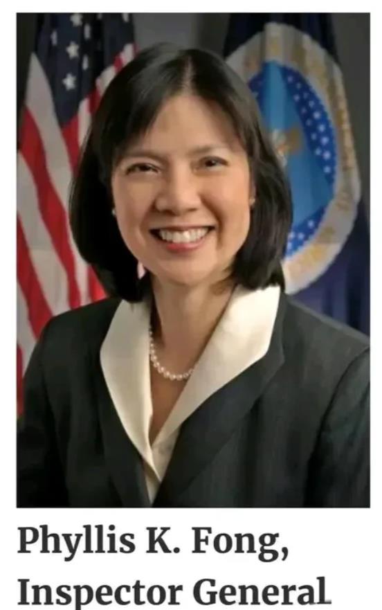 美国华裔女士菲利斯，在农业部官至监察长。她在这个部门兢兢业业地工作了22年，最终