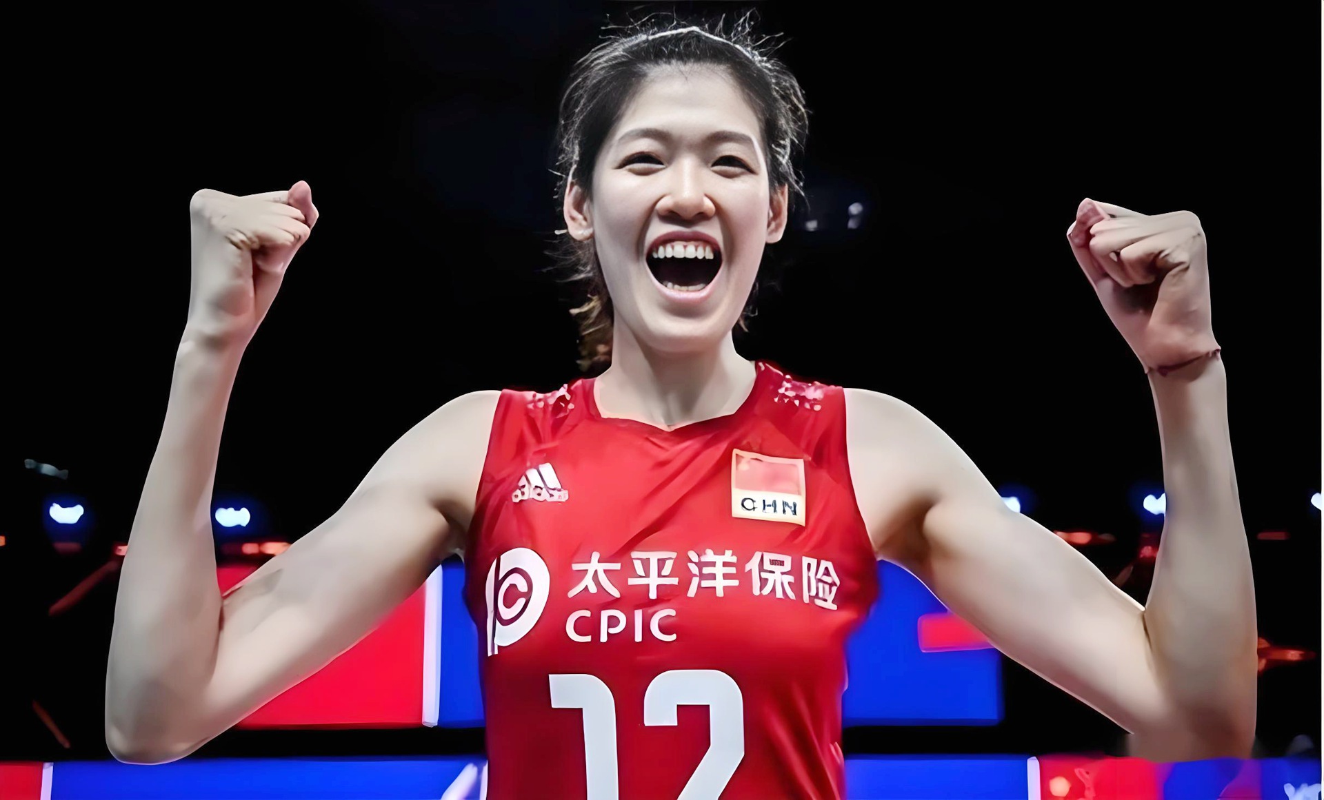 朱婷和李盈莹发挥出色，中国女排逆袭美国开门红
2024年巴黎奥运会，中国女排以3