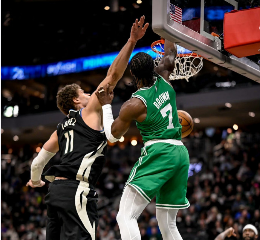 打破NBA77年历史！在今天雄鹿104-91战胜凯尔特人的比赛中，两队可谓是无欲