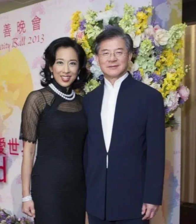 朱玲玲：净身出户后再嫁豪门