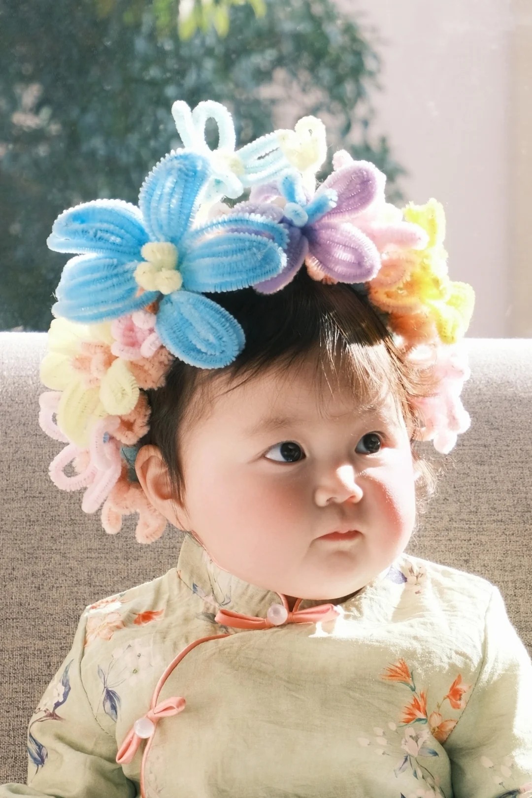她好像长了一张国泰民安的脸