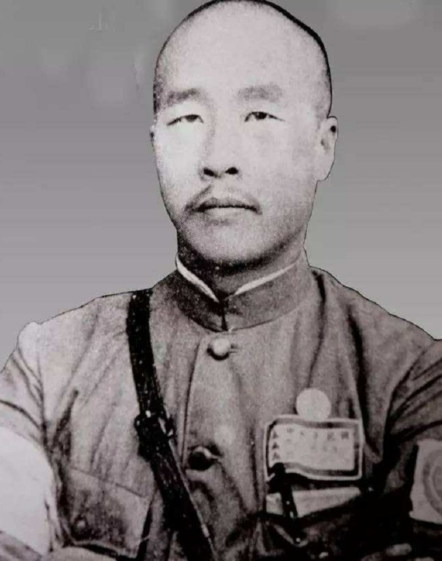 韩复榘被枪毙前提出换鞋，刚迈出一步，一排子弹射来身中七枪而亡！