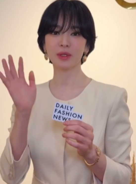 网友问宋慧乔怎么会同意这个造型啊？立马老了十岁即视感
