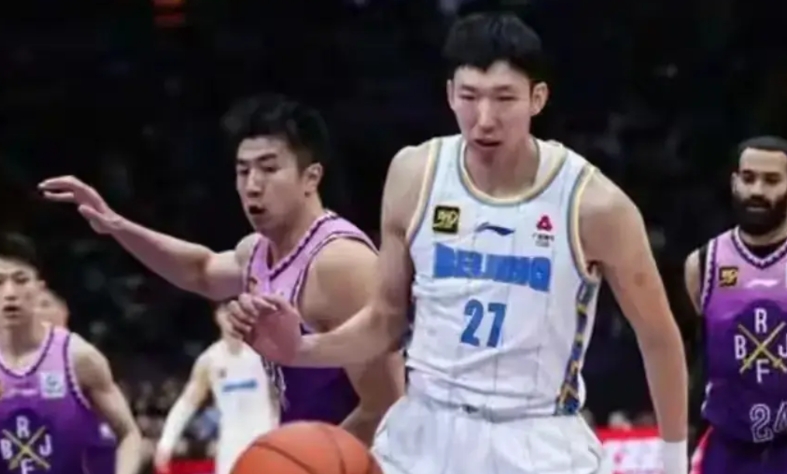 说实话！周琦的国家队生涯已经彻底结束，原因如下：

1.无论是面对刘传兴，还是莫