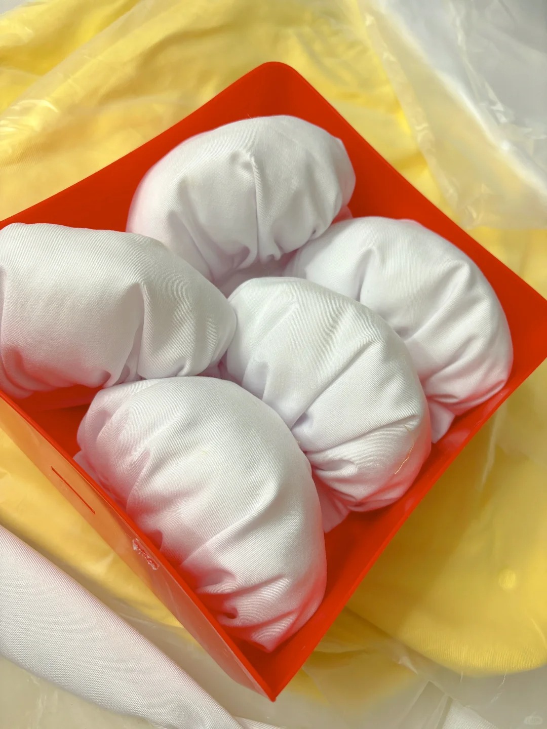 饼妈们悠着点😭
缝纫机快踩冒烟噜～还没有发货的宝宝耐心等一下