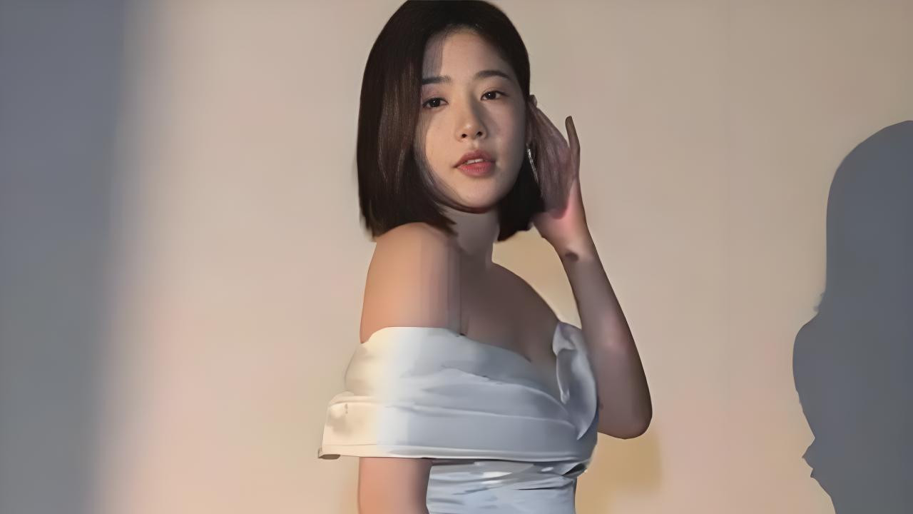 惊天反转！王思聪承认私生女，黄一鸣晒婚纱照：我们都错怪她了？